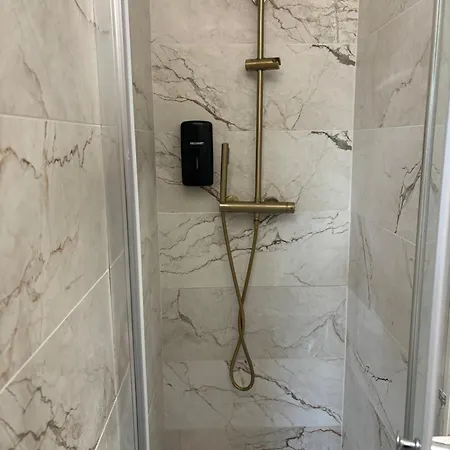 Hotel De La Gare-les Floralies *