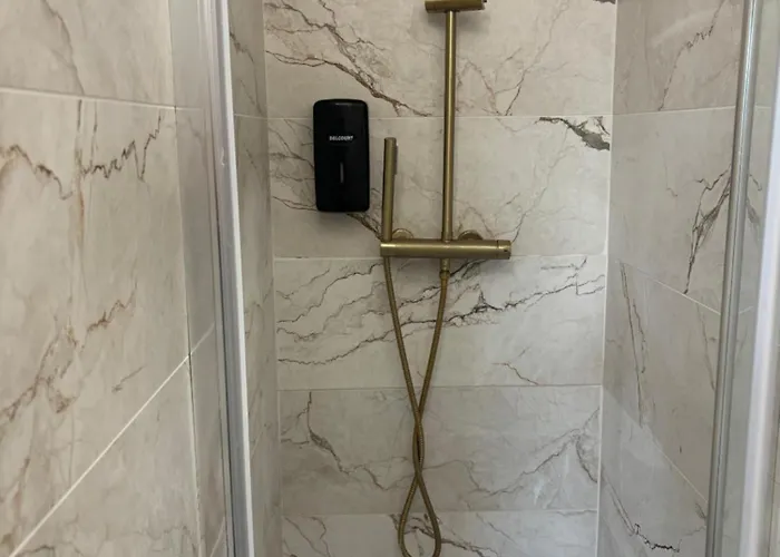 Hotel De La Gare-les Floralies *